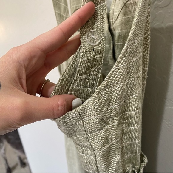 Romeo & Juliet Couture Linen Blend Olive Green Pinstripe Jumpsuit Size S NWT - Picture 8 of 10